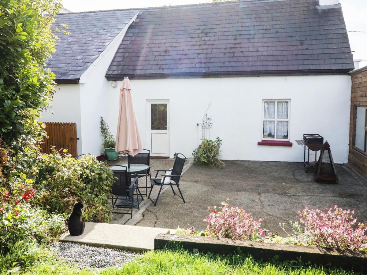 Julie'S Cottage Castleisland Exterior photo