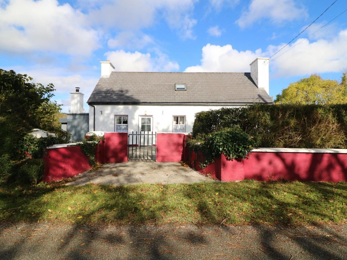 Julie'S Cottage Castleisland Exterior photo