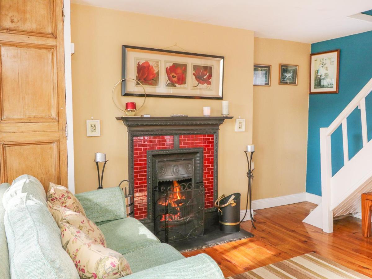 Julie'S Cottage Castleisland Exterior photo
